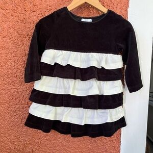 Hanna Andersson Black & White Velvet Ruffle
Tiered Dress Size 18-24 mo& 80